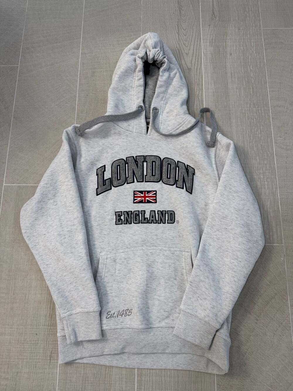 GWCC LE129 London England Applique Embroidery Ash Grey Hooded Sweatshirt